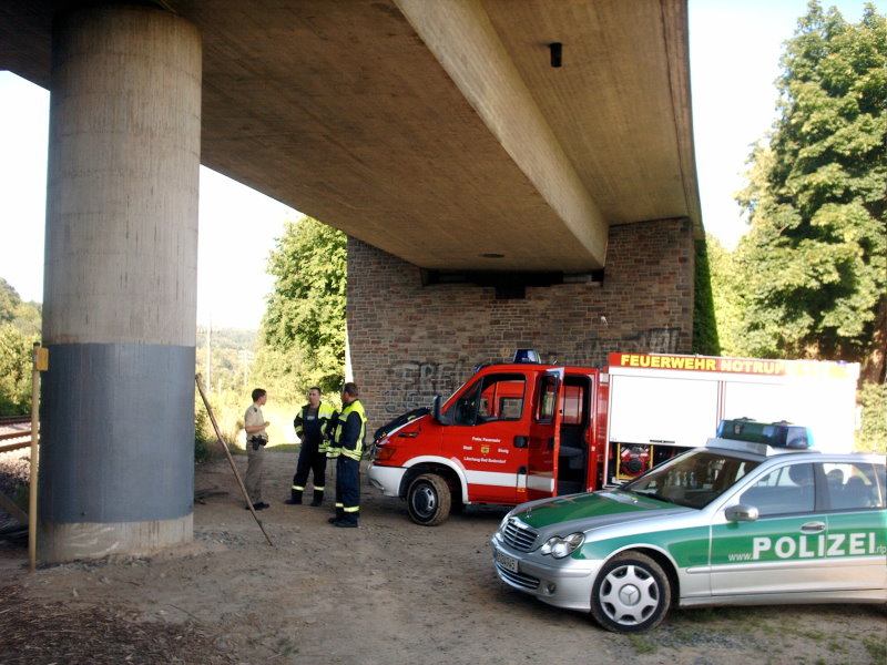Lagebesprechung mit der Polizei