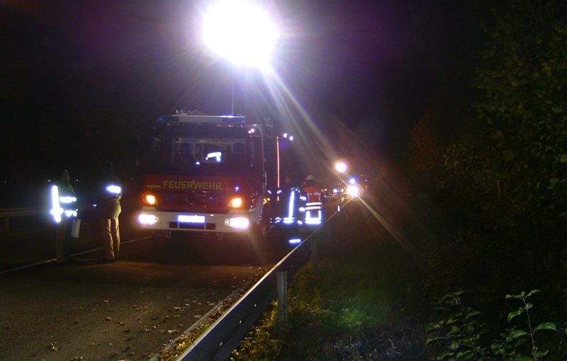 TLF 16/25 beim Ausleuchten