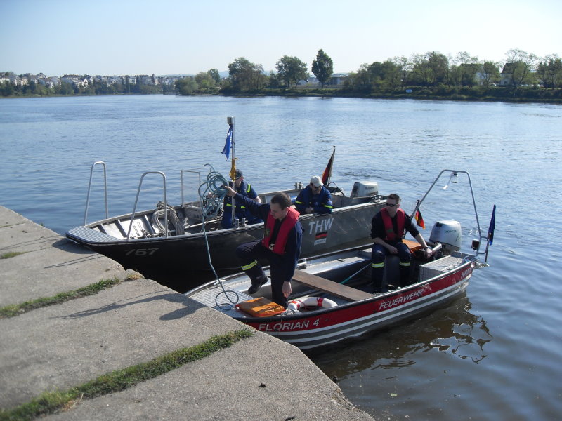 Anlegestelle am Ufer der Mosel