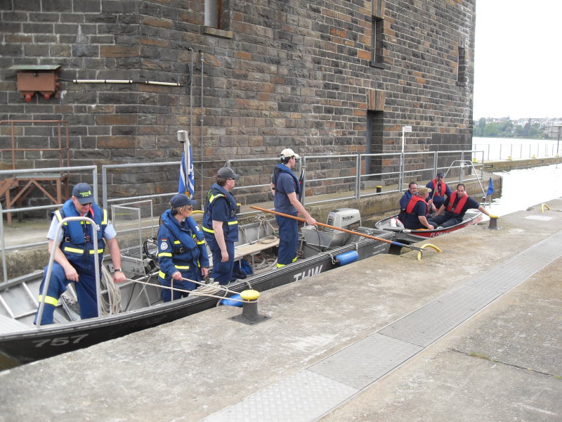 Durchfahrt der Moselschleuse