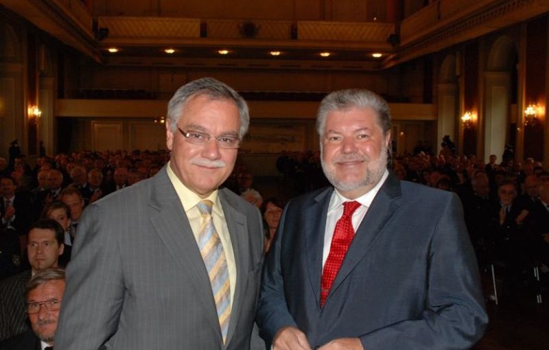 Kurt Beck und Karl Peter Bruch beim Festakt