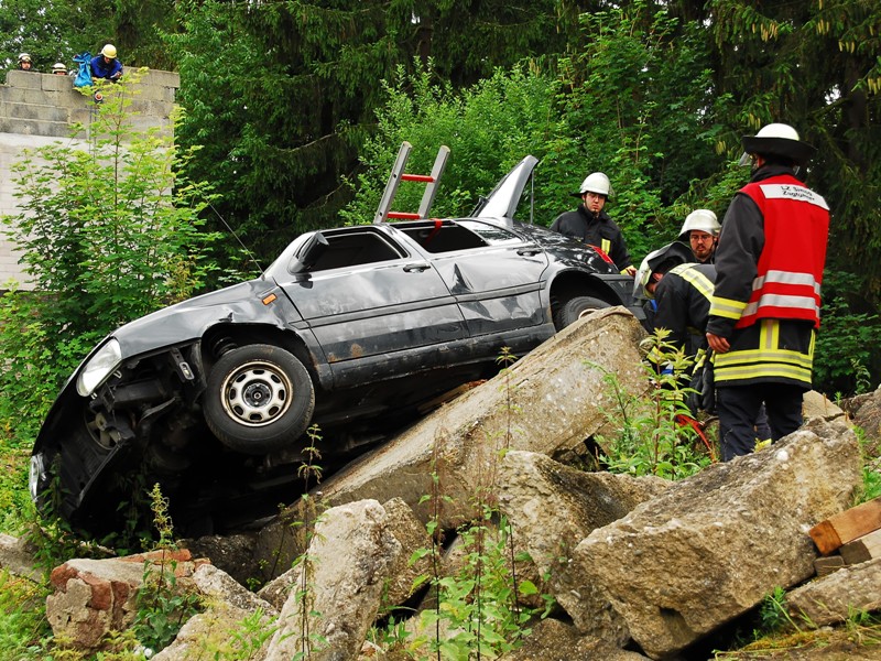 Gemeinsam wurde mit dem THW geübt