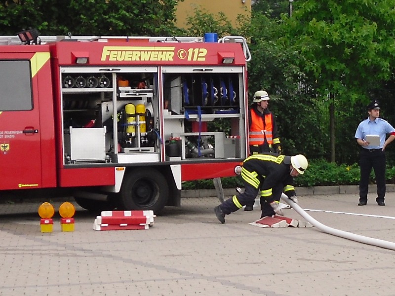 Auslegen von Schlauchbrücken