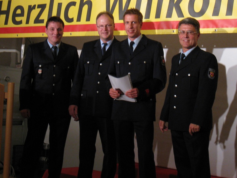 Einer der neuen Hauptfeuerwehrmänner