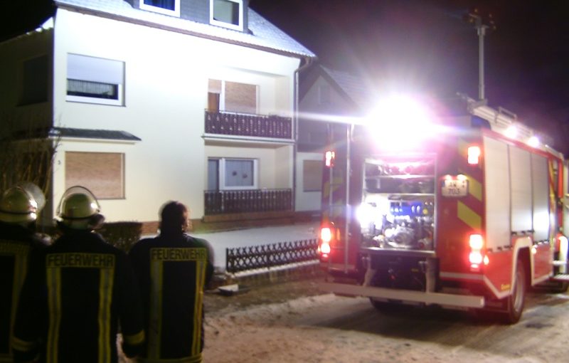 Feuerwehr bei eisigen Temperaturen im Einsatz