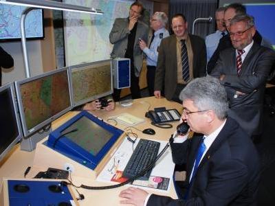 Innenminister testet die digitale Funkverbindung