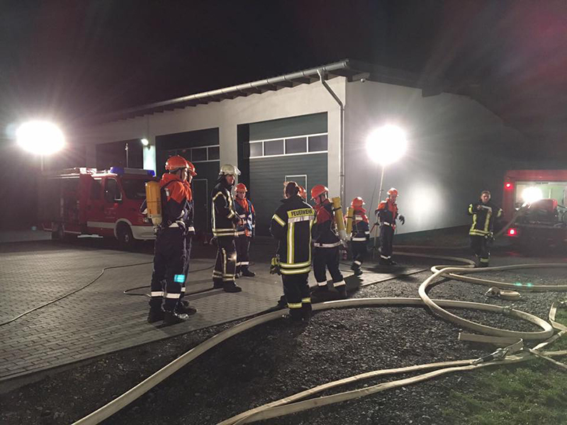 Brand einer Autowerkstatt