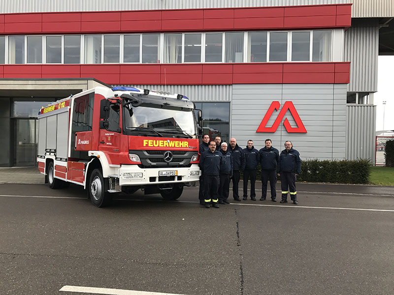 Übergabe des HLF 20 in Ulm