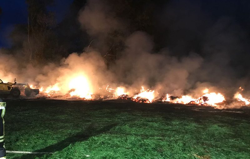 09.08.2017 - Strohballenbrand Löhndorf