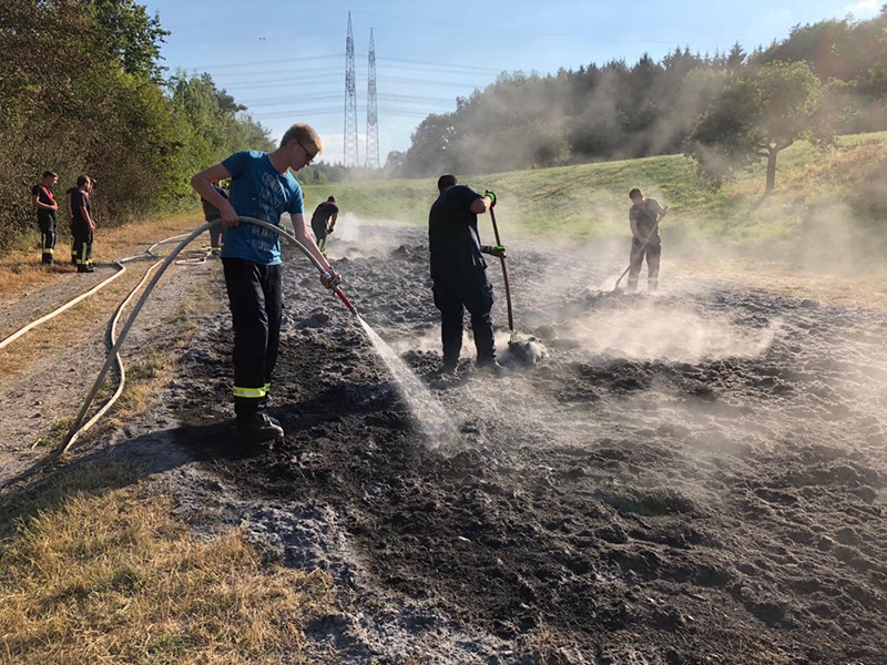 02.08.2018 - Strohballenbrand in Löhndorf