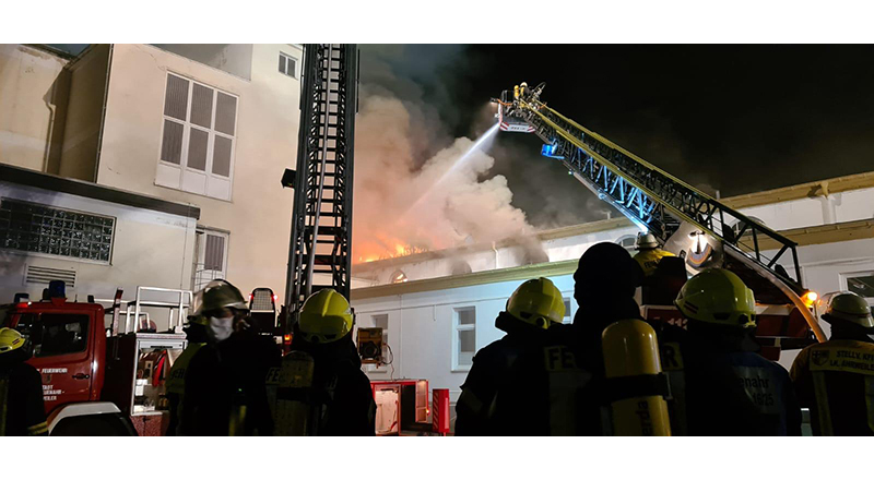 21.09.2020 - Gebäudebrand Bad Neuenahr - Historisches Thermalbadehaus