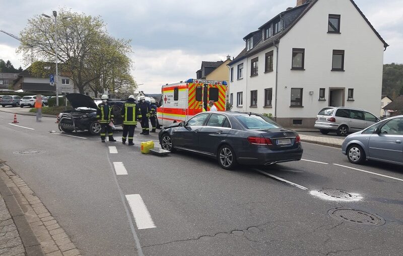 20.04.2021 - Auslaufende Betriebsstoffe nach VU