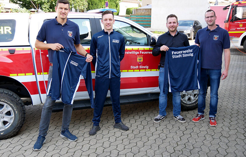 20.08.2021 Spende von Sportanzügen