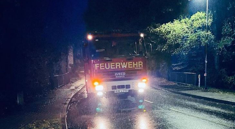 13.11.2021 - Wasser auf der Straße