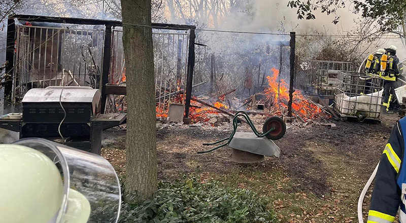 08.11.2022 - Brennt Nebengebäude