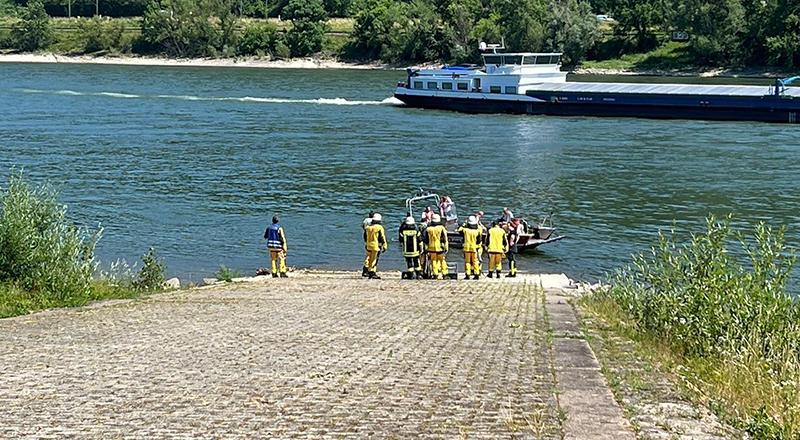 25.06.2023 - Wasserrettung in fliesendem Gewässer